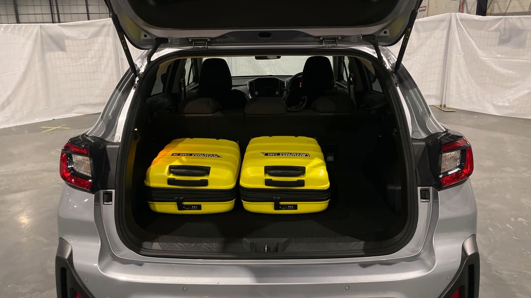2024 Subaru Crosstrek AWD 2.0l, Automatic, 33651 km, Boot Inside View with Luggage