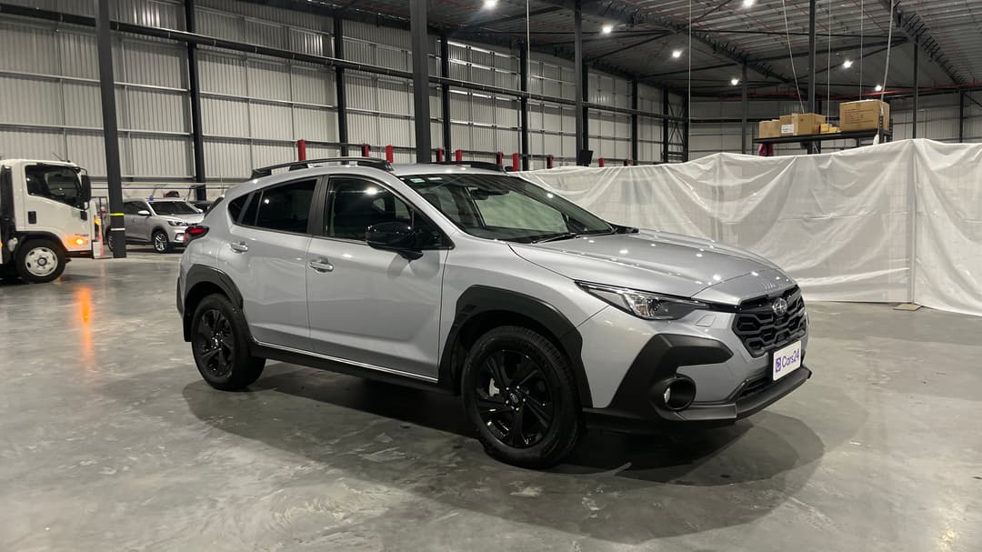 2024 Subaru Crosstrek AWD 2.0l, Automatic, 33651 km, Right Front Diagonal (45- Degree) View