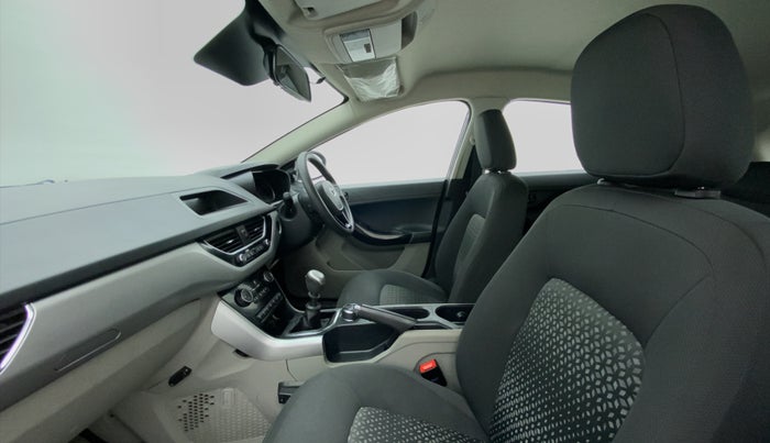 2018 Tata NEXON XT 1.2, Petrol, Manual, 16,651 km, Right Side Front Door Cabin