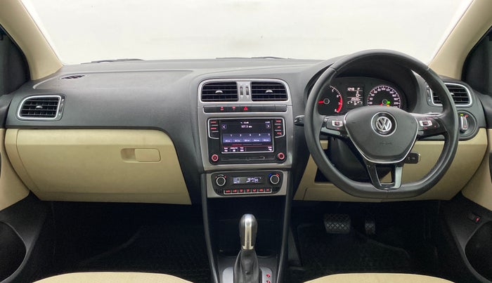 2021 Volkswagen Vento HIGHLINE PLUS 1.0 TSI AT, Petrol, Automatic, 25,578 km, Dashboard
