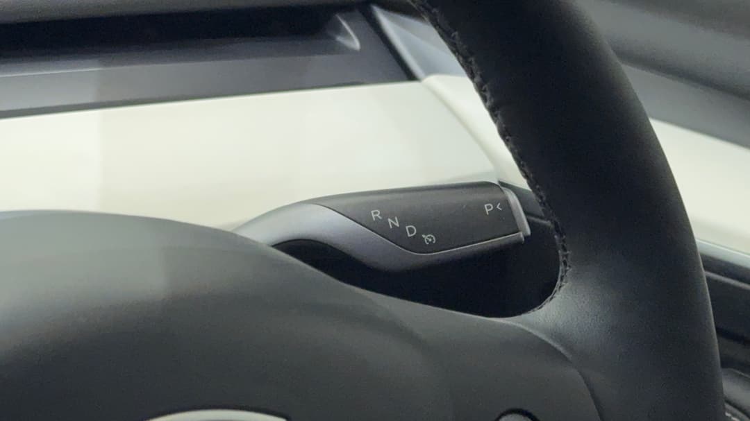 2021 Tesla Model 3 Standard Range Plus RWD, Automatic, 53942 km, Gear Lever 