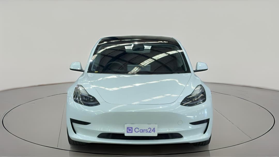 2021 Tesla Model 3 Standard Range Plus RWD, Automatic, 53942 km, Front View
