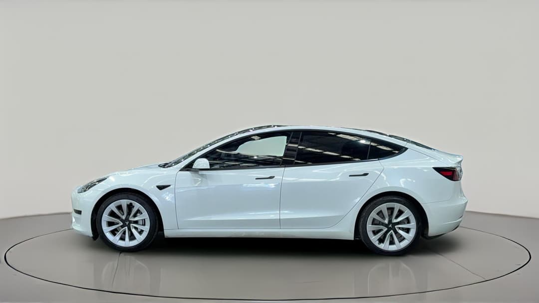 2021 Tesla Model 3 Standard Range Plus RWD, Automatic, 53942 km, Left Side View