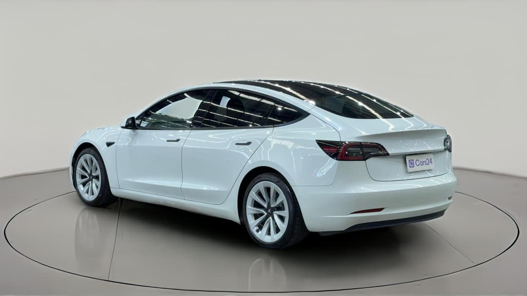 2021 Tesla Model 3 Standard Range Plus RWD, Automatic, 53942 km, Left Back Diagonal (45- Degree) View