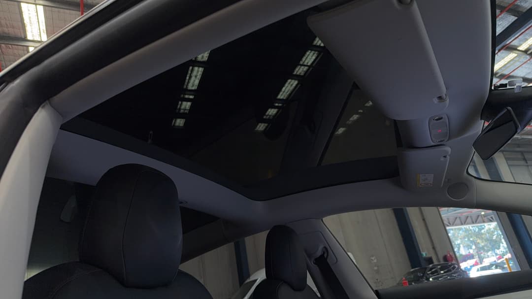 2021 Tesla Model 3 Standard Range Plus RWD, Automatic, 53942 km, Interior Sunroof/Moonroof