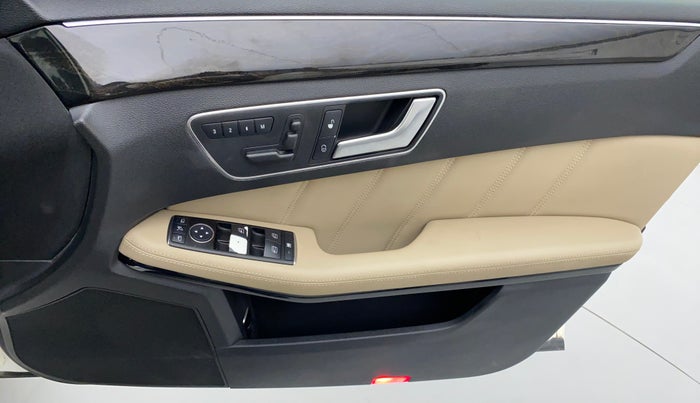2013 Mercedes Benz E Class E 220 CDI AVANTGARDE, Diesel, Automatic, 65,131 km, Driver Side Door Panels Control
