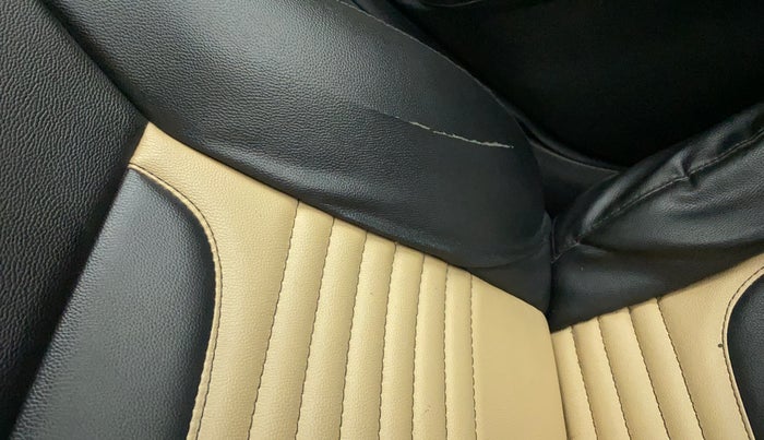 2017 Honda Jazz 1.2L I-VTEC V, Petrol, Manual, 44,230 km, Front left seat (passenger seat) - Cover slightly torn