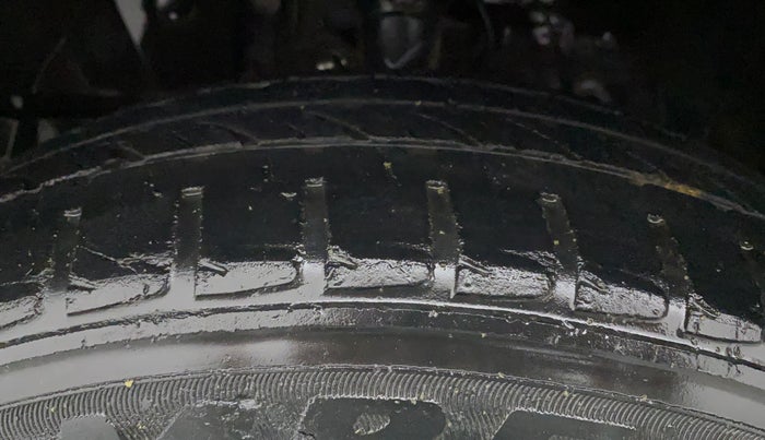 2017 Honda Jazz 1.2L I-VTEC V, Petrol, Manual, 44,230 km, Left Front Tyre Tread