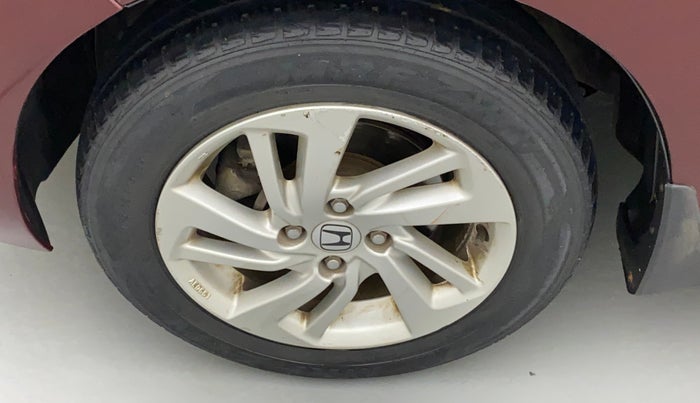 2017 Honda Jazz 1.2L I-VTEC V, Petrol, Manual, 44,230 km, Left front tyre - Minor scratches