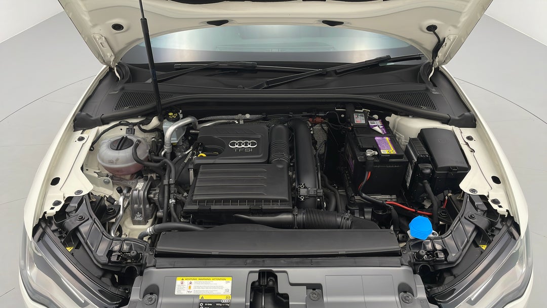 Open Bonnet (Engine)