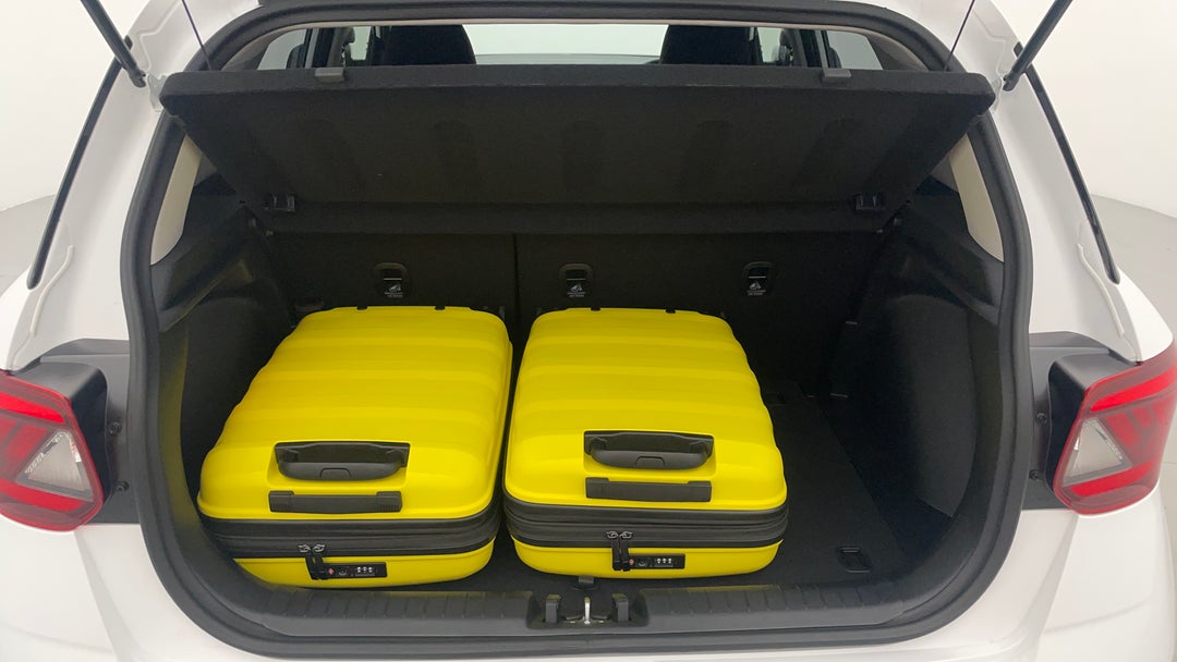 2024 Hyundai Venue Venue, Manual, 5911 km, Boot Inside View with Luggage