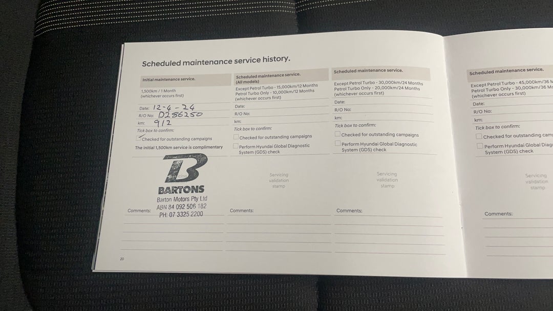 2024 Hyundai Venue Venue, Manual, 5911 km, Service History