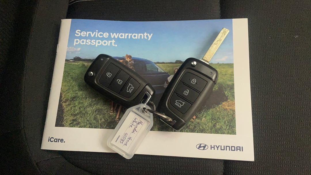 2024 Hyundai Venue Venue, Manual, 5911 km, Key Close-up