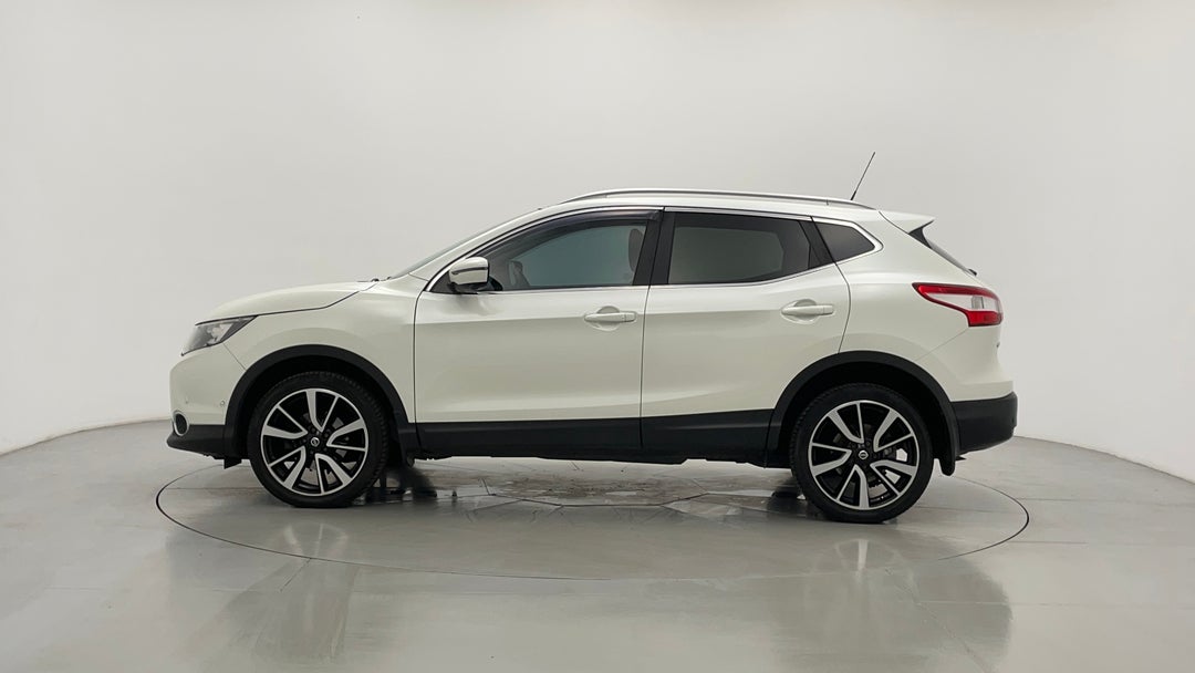 2015 Nissan Qashqai Ti, Manual, 134317 km, Left Side View