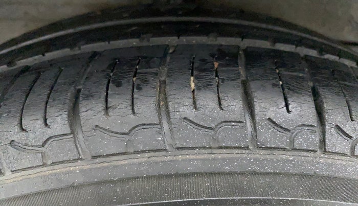 2019 Hyundai NEW SANTRO ASTA 1.1 MT, Petrol, Manual, 41,819 km, Right Rear Tyre Tread