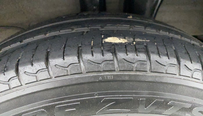 2019 Hyundai NEW SANTRO ASTA 1.1 MT, Petrol, Manual, 41,819 km, Left Rear Tyre Tread