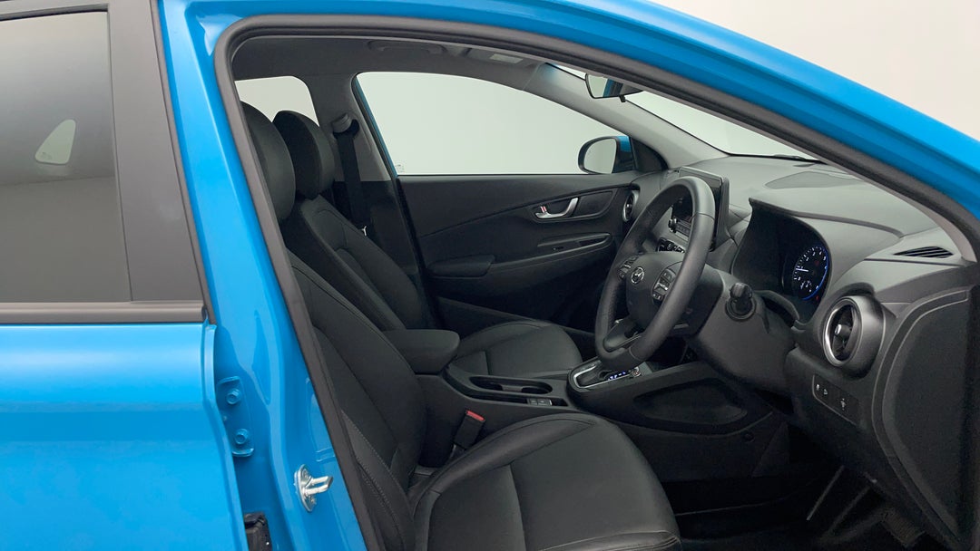 2021 Hyundai Kona Elite (fwd), Automatic, 10953 km, Right Side Front Door Cabin View