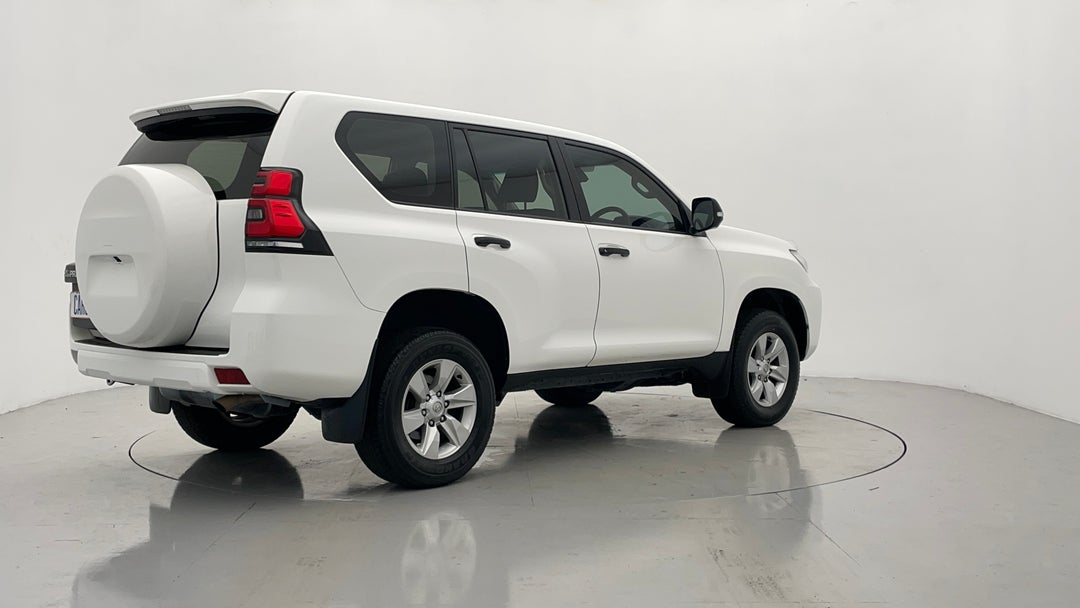 Right Back Diagonal (45- Degree) View