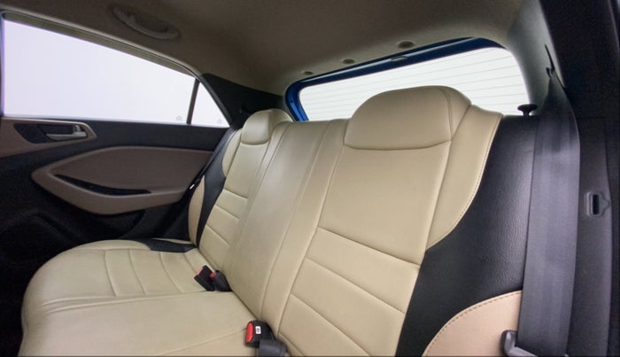2018 Hyundai Elite i20 ASTA 1.2  CVT, Petrol, Automatic, 39,598 km, Right Side Rear Door Cabin