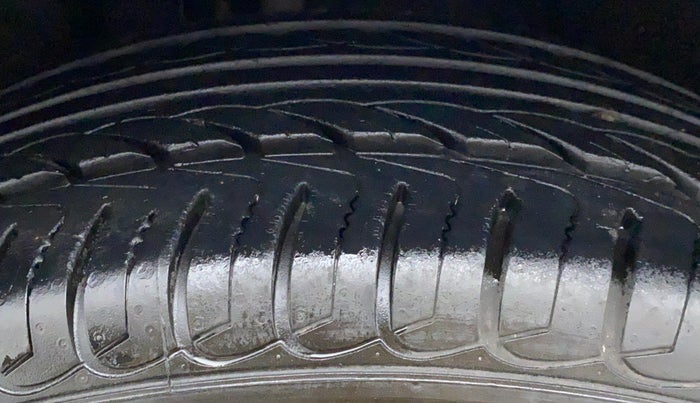 2018 Ford Ecosport 1.5 TITANIUM TI VCT, Petrol, Manual, 17,539 km, Left Rear Tyre Tread