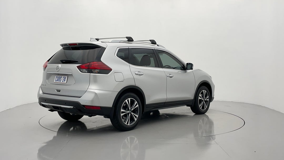 Right Back Diagonal (45- Degree) View