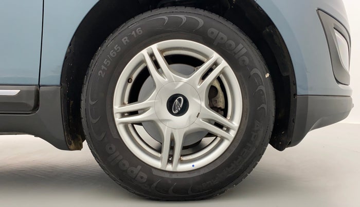 2018 Mahindra MARAZZO M6 8 STR, Diesel, Manual, 18,583 km, Right Front Wheel