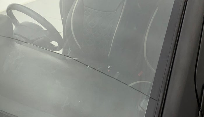 2019 Maruti Baleno ALPHA PETROL 1.2, Petrol, Manual, 75,828 km, Front windshield - Minor spot on windshield