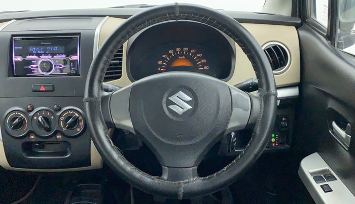 2017 Maruti Wagon R 1.0 LXI CNG, CNG, Manual, 90,092 km, Steering Wheel Close Up
