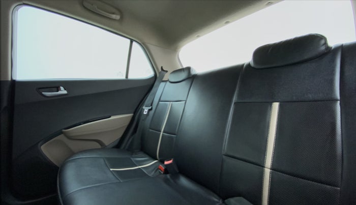 2014 Hyundai Grand i10 SPORTZ 1.2 KAPPA VTVT, Petrol, Manual, 78,739 km, Right Side Rear Door Cabin