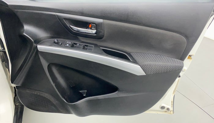 2018 Maruti S Cross ZETA 1.3, Diesel, Manual, 71,298 km, Driver Side Door Panels Control