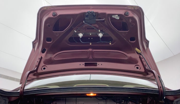 2015 Honda Amaze 1.2 SMT I VTEC, Petrol, Manual, 81,637 km, Boot Door Open