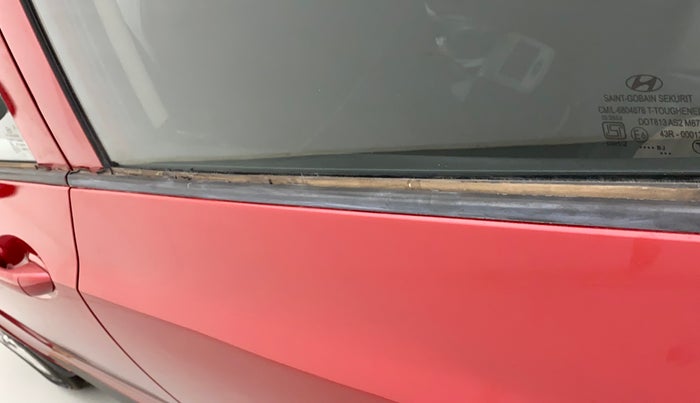 2019 Hyundai Grand i10 SPORTZ 1.2 KAPPA VTVT, Petrol, Manual, 40,362 km, Rear left door - Weather strip has minor damage