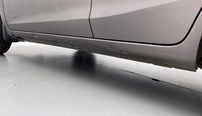 2013 Honda Brio S MT, Petrol, Manual, 59,715 km, Left running board - Slightly dented