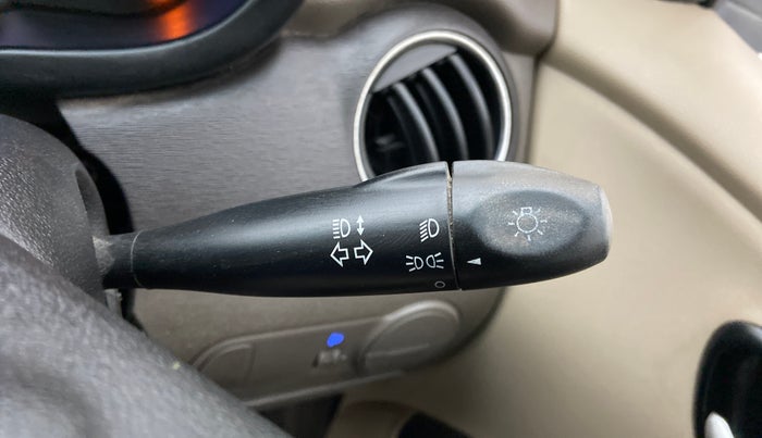 2011 Hyundai i10 SPORTZ 1.2, Petrol, Manual, 90,010 km, Combination switch - Turn Indicator not functional