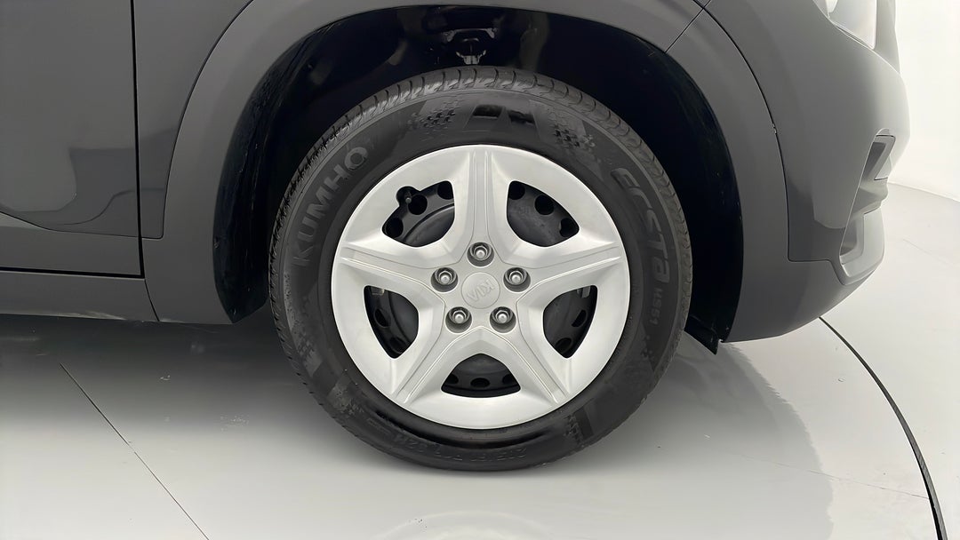 2020 Kia Seltos S (fwd) With Safety Pack, Automatic, 23018 km, Right Front Wheel