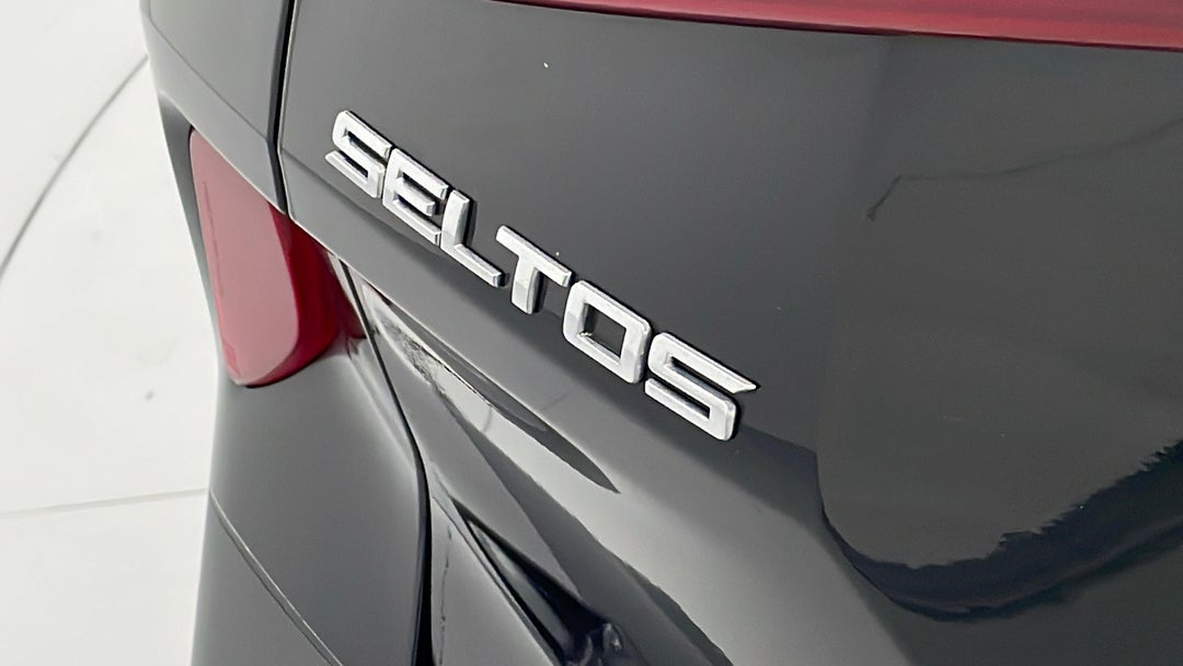 2020 Kia Seltos S (fwd) With Safety Pack, Automatic, 23018 km, Badge (Boot Left Side)