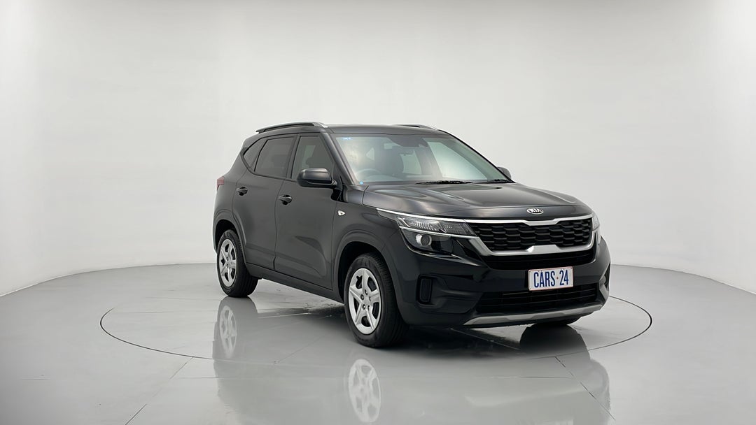 2020 Kia Seltos S (fwd) With Safety Pack, Automatic, 23018 km, Right Front Diagonal (45- Degree) View
