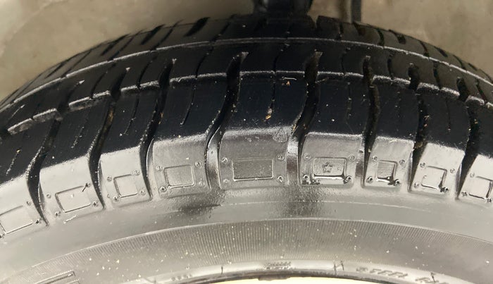 2018 Maruti Alto 800 VXI, Petrol, Manual, 20,954 km, Left Front Tyre Tread