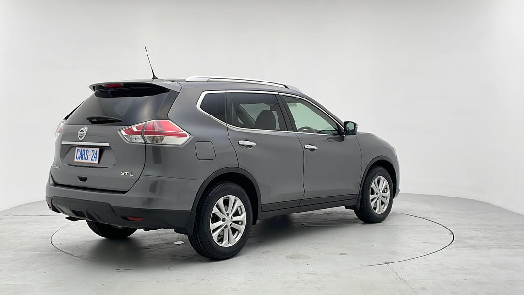 Right Back Diagonal (45- Degree) View