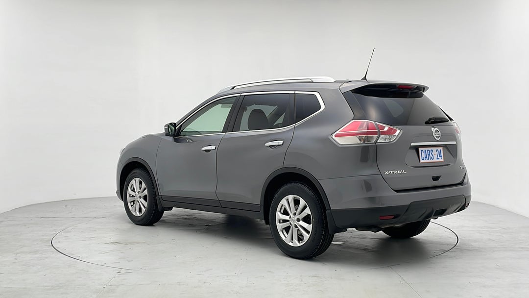 Left Back Diagonal (45- Degree) View