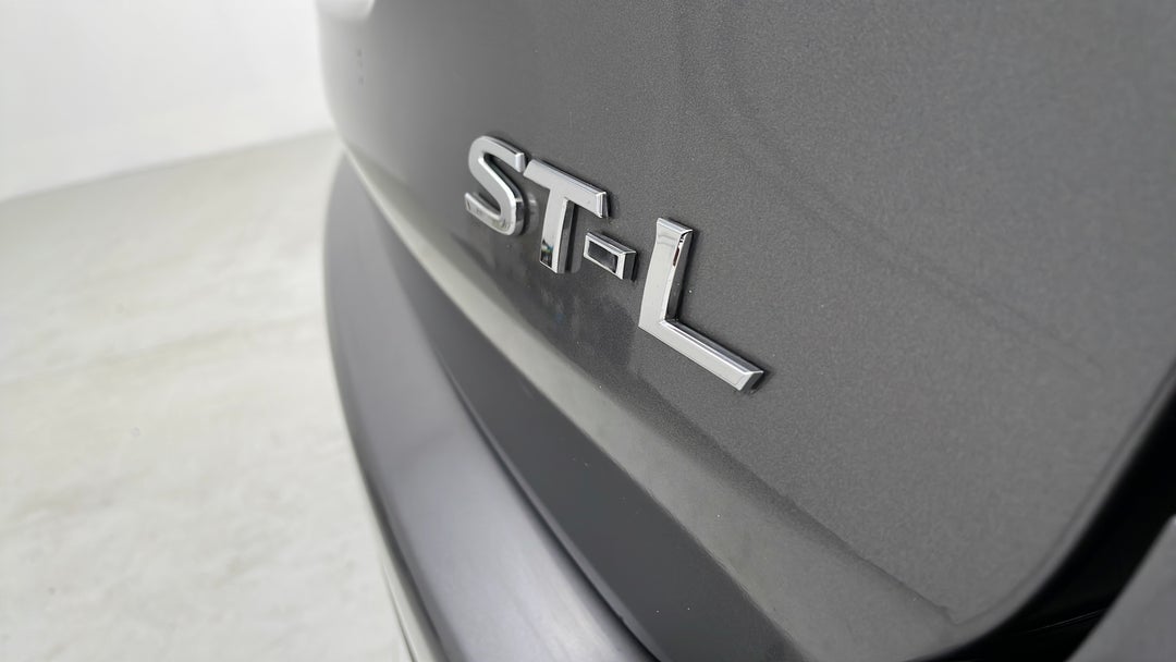 Badge (Boot Right Side)