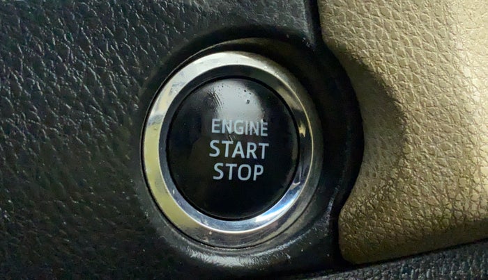 2015 Toyota Corolla Altis GL, Petrol, Manual, 1,00,530 km, Keyless Start/ Stop Button