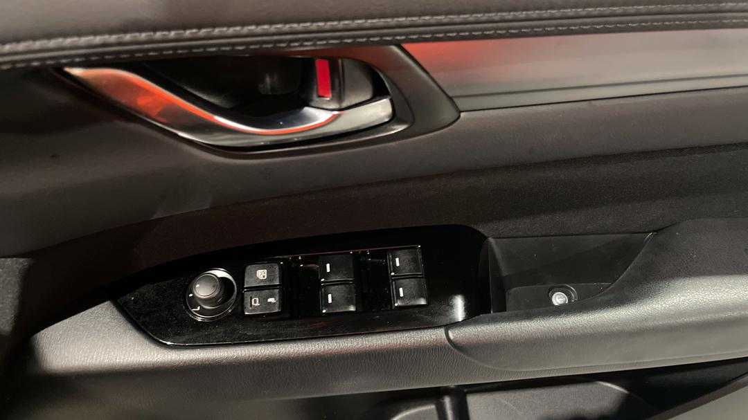 2024 Mazda CX-5 G25 Maxx Sport (FWD), Automatic, 42440 km, Drivers Side Door Panel Controls