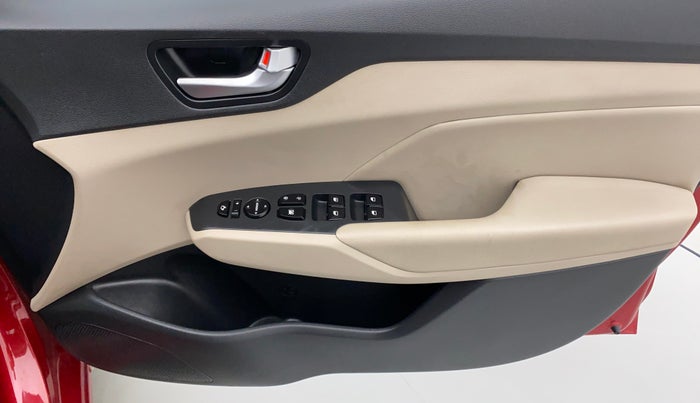 2018 Hyundai Verna 1.6 SX VTVT AT (O), Petrol, Automatic, 12,944 km, Driver Side Door Panels Control
