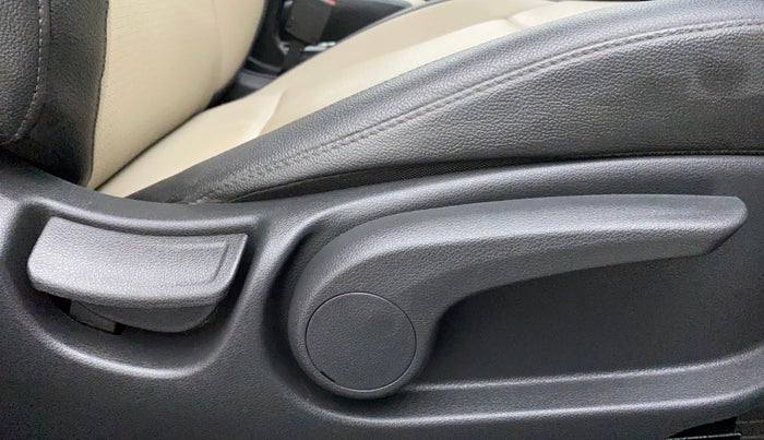 2018 Hyundai Verna 1.6 SX VTVT AT (O), Petrol, Automatic, 12,944 km, Driver Side Adjustment Panel