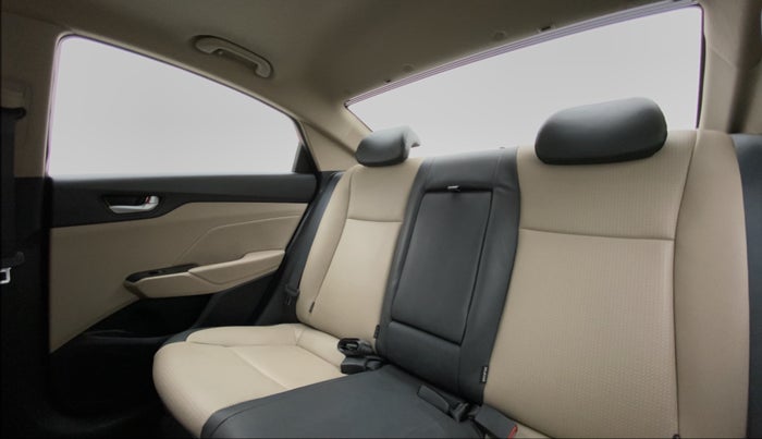 2018 Hyundai Verna 1.6 SX VTVT AT (O), Petrol, Automatic, 12,944 km, Right Side Rear Door Cabin