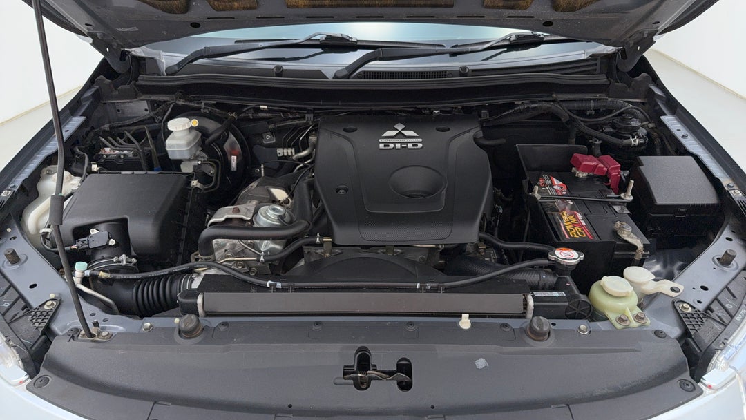 Open Bonnet (Engine)
