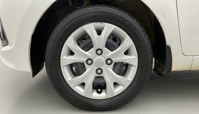 2016 Hyundai Grand i10 MAGNA 1.2 KAPPA VTVT, Petrol, Manual, 23,212 km, Left Front Wheel