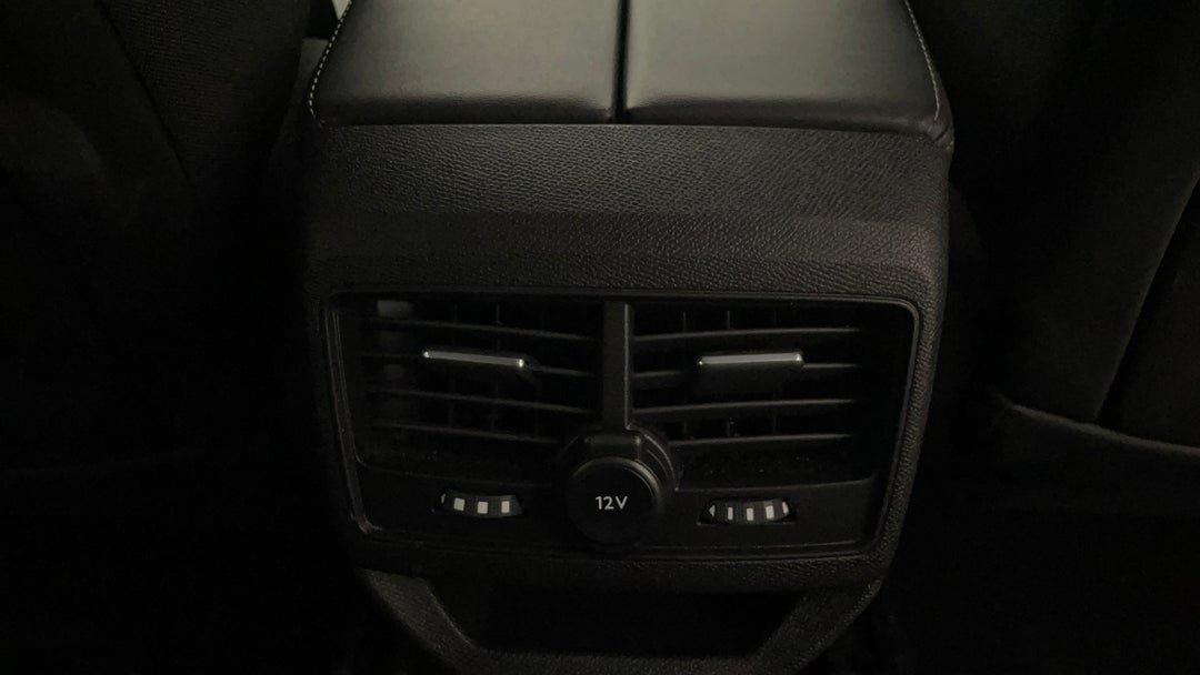 Rear A/C Vent