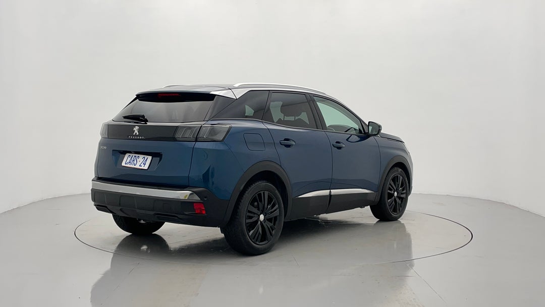 Right Back Diagonal (45- Degree) View